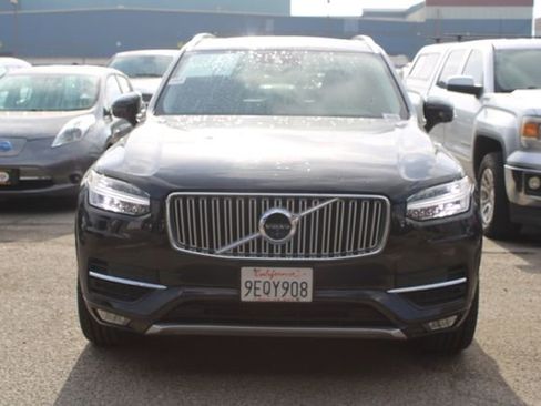 Used 2016 Volvo XC90 T6 Inscription w/ Vision Package AWD/4WD image 2