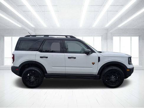 Used 2025 Ford Bronco Sport Badlands AWD/4WD image 2