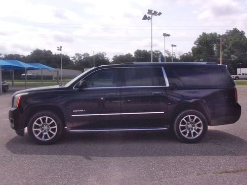 Used 2016 GMC Yukon XL Denali w/ Open Road Package AWD/4WD image 5