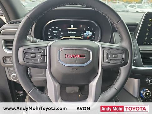 Used 2024 GMC Yukon SLT image 15