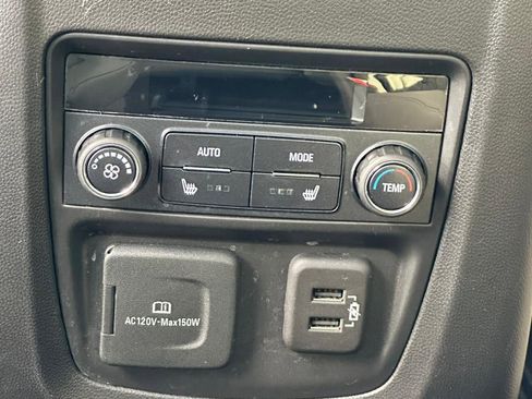 Used 2021 Buick Enclave Premium w/ Sun and Sites Package image 43