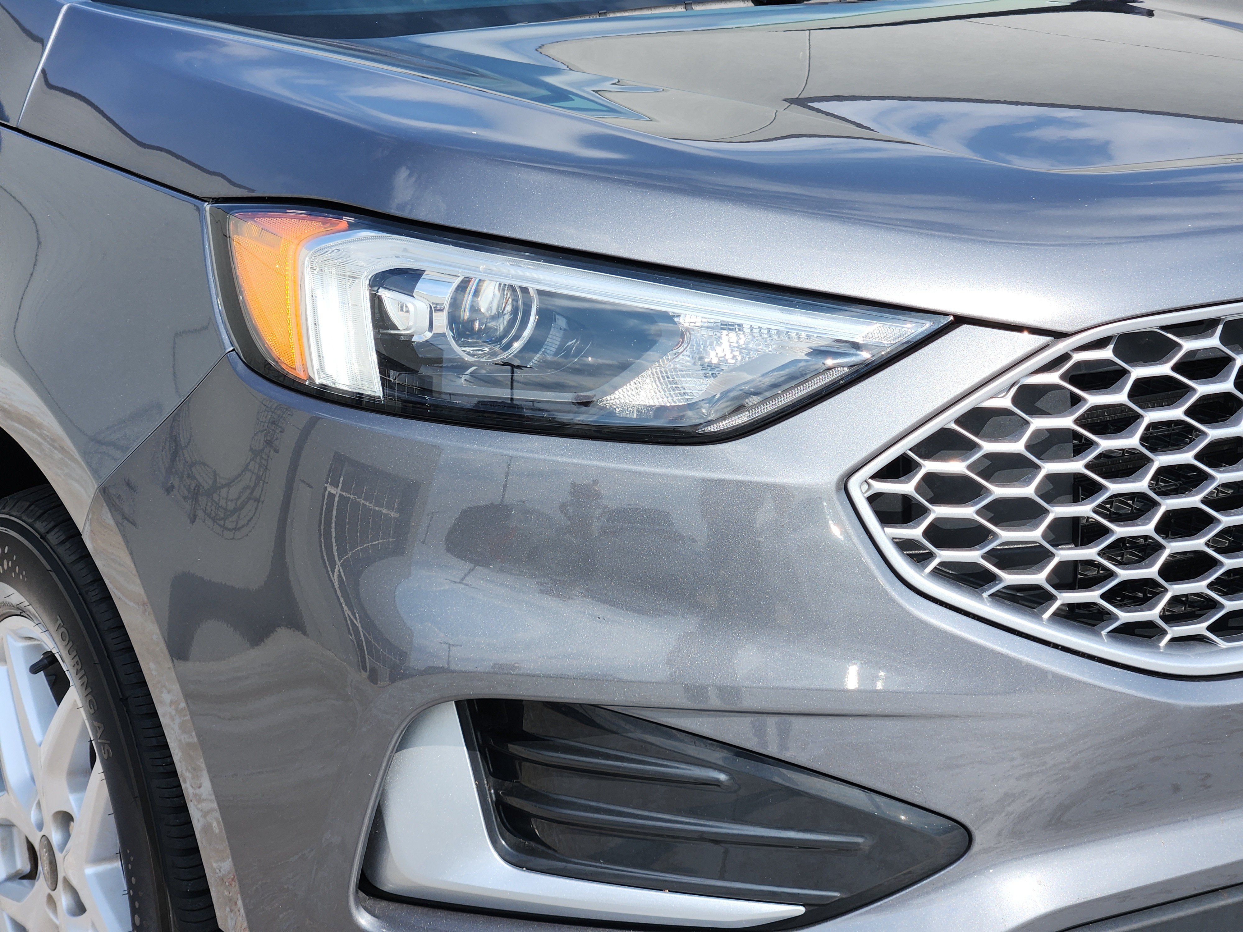 Used 2024 Ford Edge SEL AWD/4WD image 10