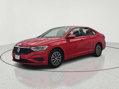 Used 2019 Volkswagen Jetta SE image 3