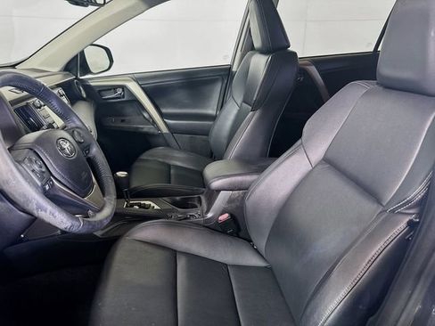 Used 2014 Toyota RAV4 Limited image 12