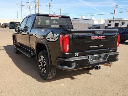 Used 2023 GMC Sierra 2500 AT4 w/ AT4 Premium Plus Package image 3