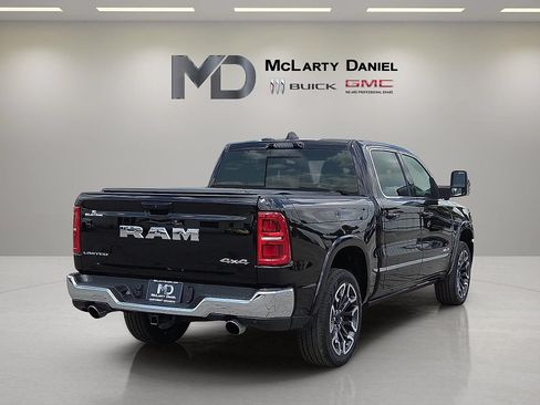 Used 2025 RAM 1500 Limited AWD/4WD image 14