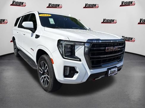 Used 2022 GMC Yukon XL AT4 AWD/4WD image 3