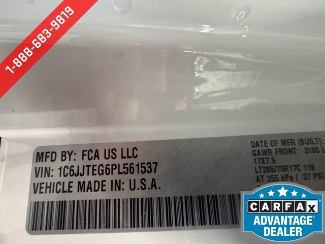 Used 2023 Jeep Gladiator Mojave w/ LED Lighting Group AWD/4WD image 28
