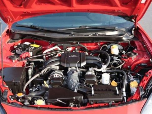 Used 2022 Toyota GR86 Premium w/ ALL Weather Mat Package (TMS) RWD image 8