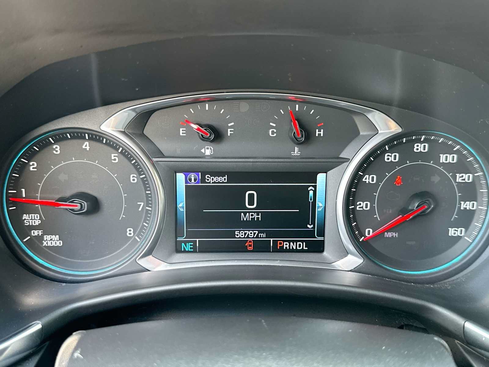 Certified 2018 Chevrolet Equinox Premier FWD image 24