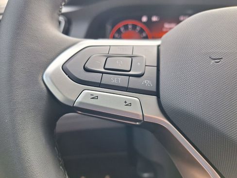 New 2026 Volkswagen Atlas Peak Edition image 13