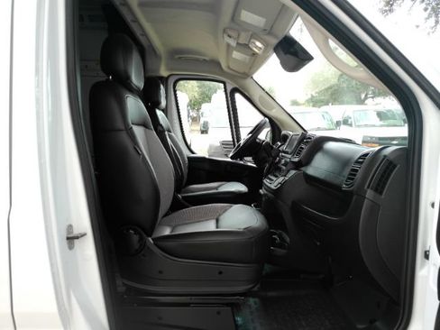 Used 2023 RAM ProMaster 2500 FWD image 24