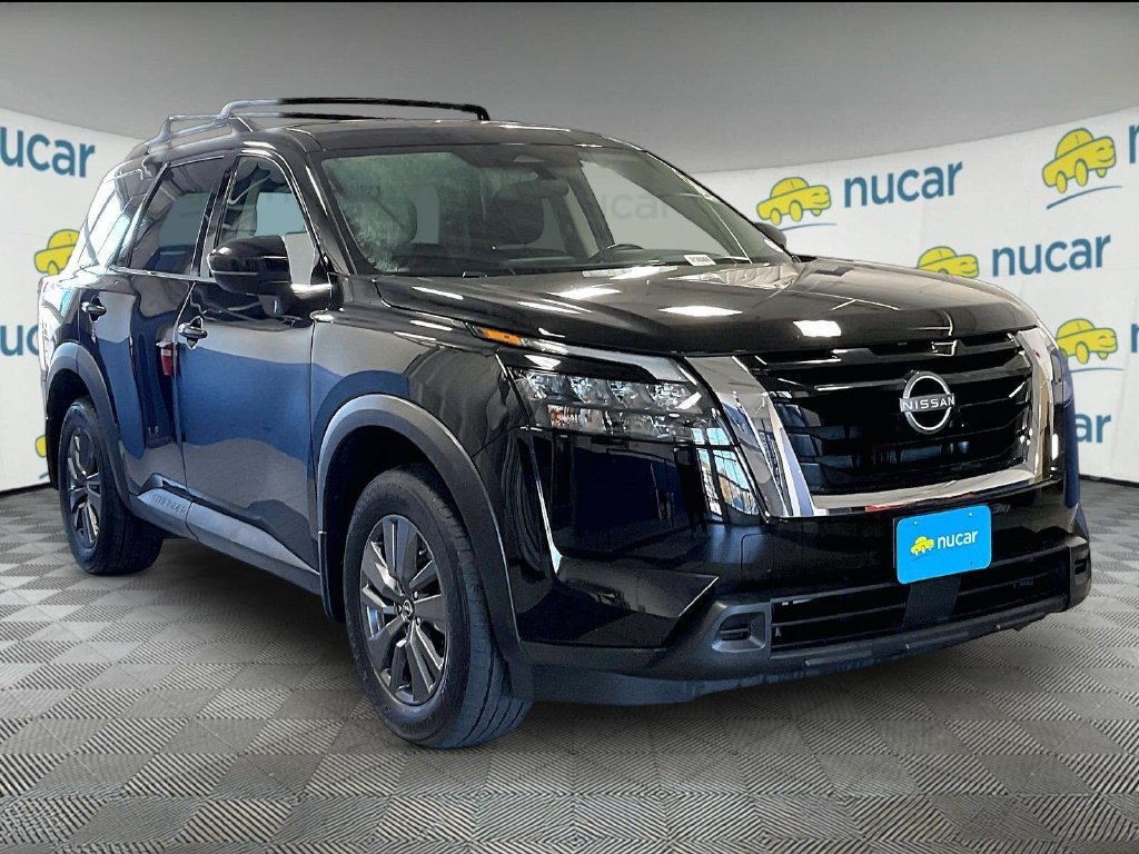 Certified 2024 Nissan Pathfinder SV AWD/4WD image 1