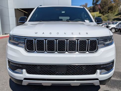 Certified 2024 Jeep Wagoneer L Series II image 8