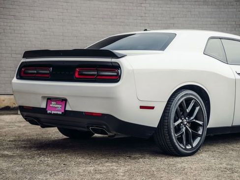 Used 2022 Dodge Challenger R/T w/ Blacktop Package RWD image 38