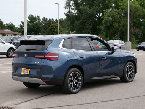 New 2026 BMW X3 xDrive30i w/ Convenience Package AWD/4WD image 2