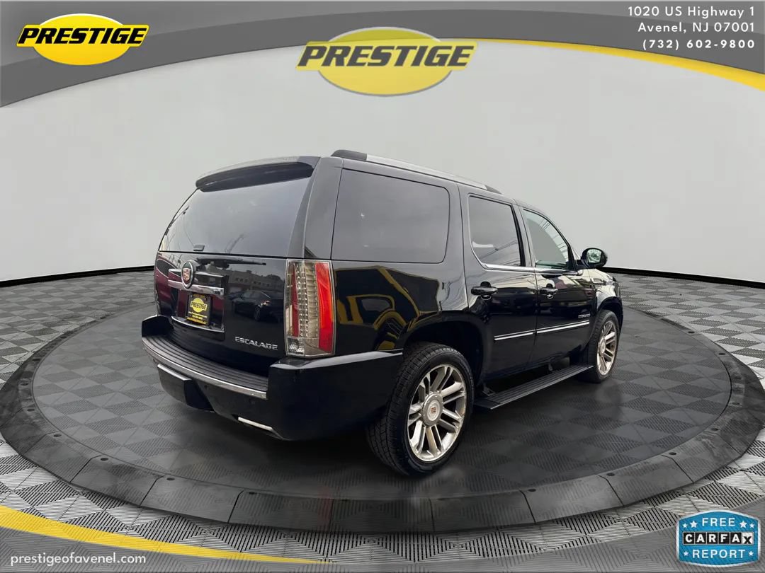 Used 2014 Cadillac Escalade Premium AWD/4WD image 5