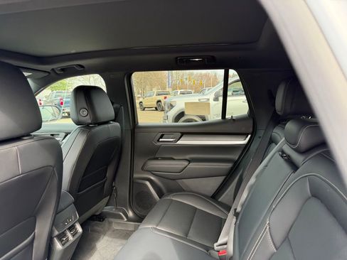 New 2026 GMC Terrain Elevation image 10