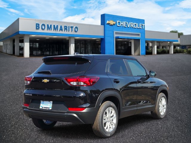 New 2026 Chevrolet TrailBlazer LS w/ LS Convenience Package FWD image 5