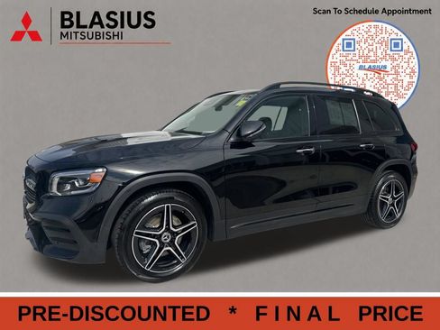 Used 2021 Mercedes-Benz GLB 250 4MATIC w/ AMG Line image 4