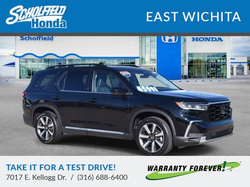 Used 2023 Honda Pilot Elite image 1