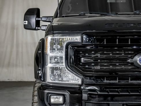 Used 2021 Ford F250 Lariat w/ Lariat Value Package AWD/4WD image 40