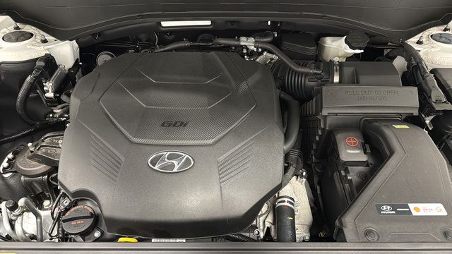Used 2025 Hyundai Palisade Limited AWD/4WD image 28