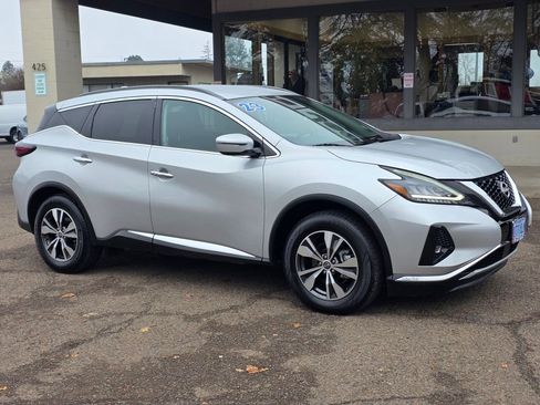 Used 2023 Nissan Murano SV AWD/4WD image 2