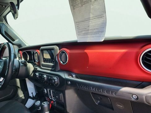 Certified 2020 Jeep Wrangler Rubicon AWD/4WD image 13