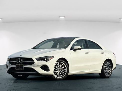 Certified 2025 Mercedes-Benz CLA 250 4MATIC image 2