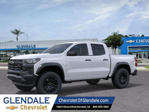 New 2026 Chevrolet Colorado Trail Boss AWD/4WD image 2