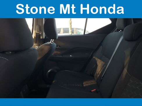 Used 2024 Nissan Kicks SV image 12