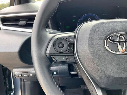 Certified 2025 Toyota Corolla SE w/ SE Premium Package image 24