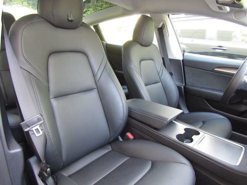 Used 2022 Tesla Model 3 RWD image 18