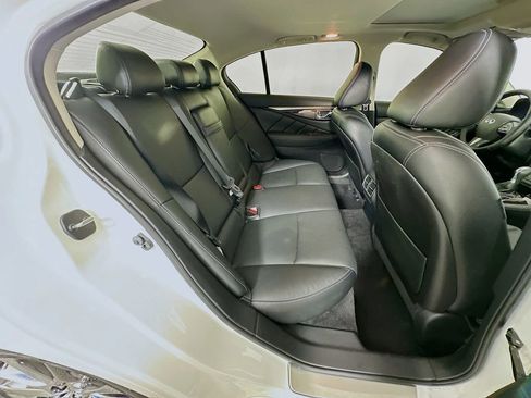 Used 2015 INFINITI Q50 Premium w/ Deluxe Touring Package RWD image 28