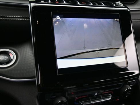 Used 2024 Jeep Grand Cherokee L Laredo image 19