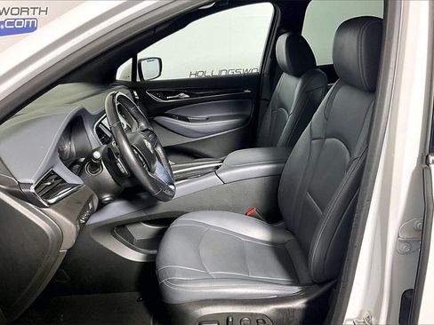 Used 2024 Buick Enclave Premium image 20