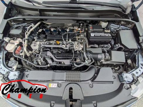 Used 2021 Toyota Corolla SE FWD image 15