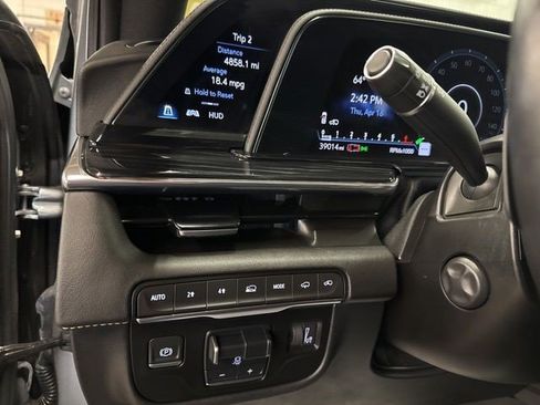 Certified 2023 Cadillac Escalade ESV Sport w/ Touring Package AWD/4WD image 13