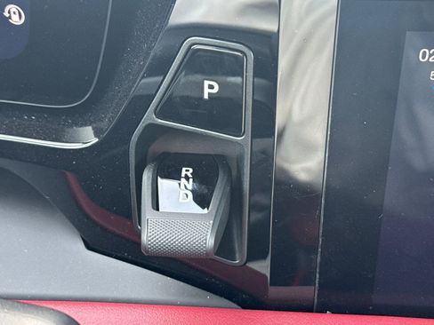 Used 2024 Porsche Macan 4 Electric image 28