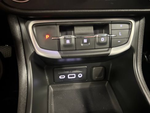 Certified 2023 GMC Terrain SLT w/ Infotainment Package II AWD/4WD image 25