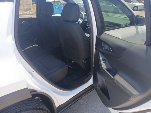 New 2026 Chevrolet Equinox LT image 21