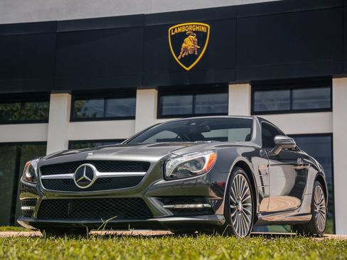 Used 2013 Mercedes-Benz SL 550 image 1