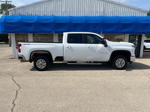 Used 2025 Chevrolet Silverado 2500 LT w/ Convenience Package AWD/4WD image 18