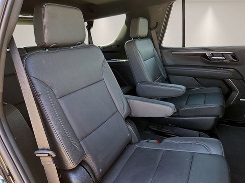 Used 2026 Chevrolet Tahoe LT w/ Comfort Package AWD/4WD image 9