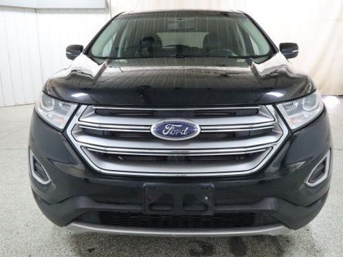 Used 2017 Ford Edge Titanium AWD/4WD image 7