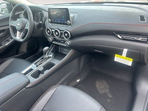 Certified 2025 Nissan Sentra SR w/ SR Premium Package image 26