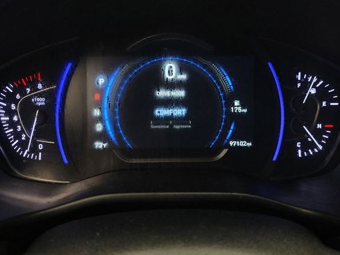Used 2020 Hyundai Santa Fe SEL AWD/4WD image 23