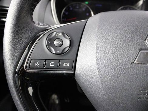 Used 2025 Mitsubishi Eclipse Cross SE AWD/4WD image 24