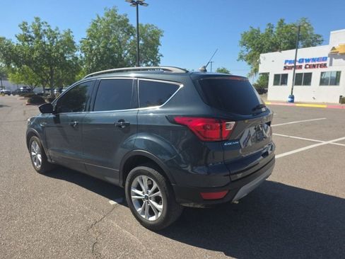 Used 2019 Ford Escape SEL FWD image 3